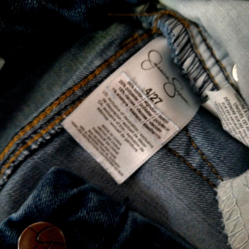 Jeans - Picture 2 of 3
